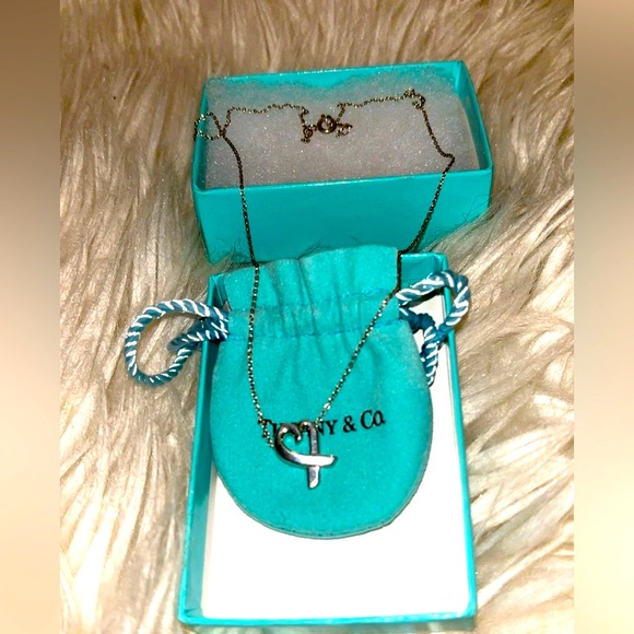 Authentic Tiffany & Co 92.5 Sterling Silver Necklace. - Picture 1 of 5